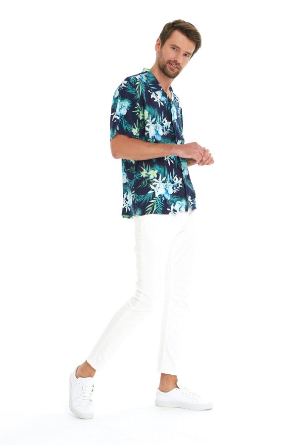 Men's Hawaiian Shirt - Polyester Orchid Breeze Aloha Print Shirt - Image 3