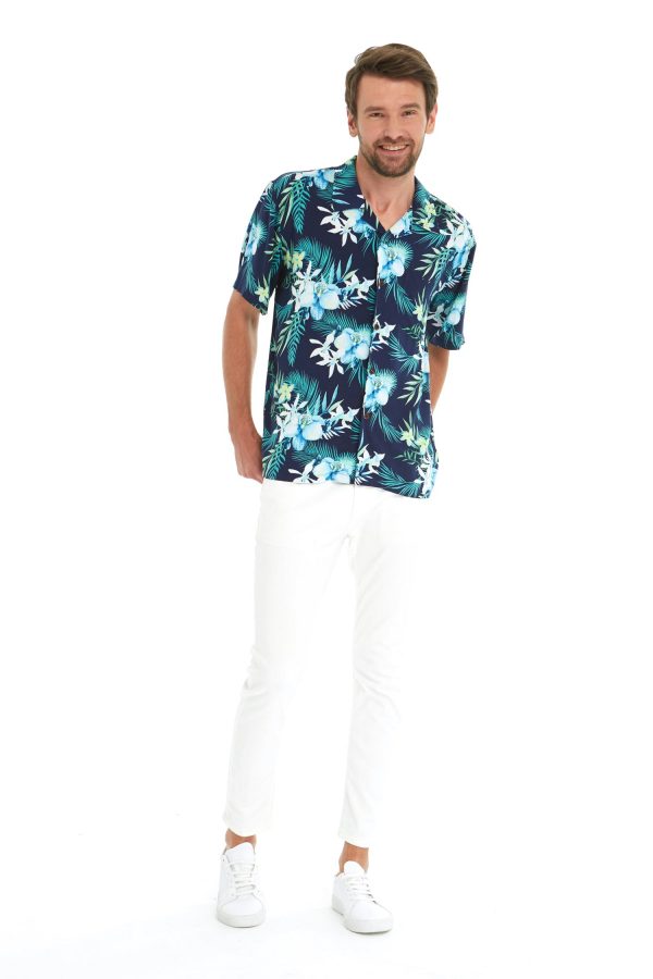 Men's Hawaiian Shirt - Polyester Orchid Breeze Aloha Print Shirt - Image 4