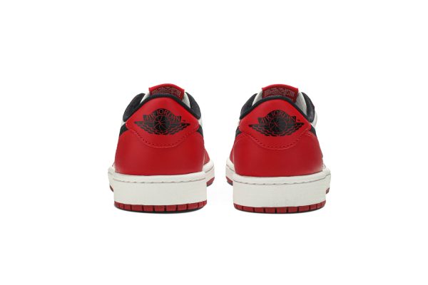 Air Jordan 1 Retro Low OG 'Chicago' 705329-600 - Iconic - Image 5