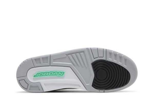 Air Jordan 3 Green Glow CT8532-031 - Drop - Image 4