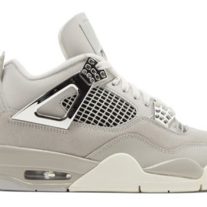 Air Jordan 4 Frozen Moments AQ9129-001 - Iconic