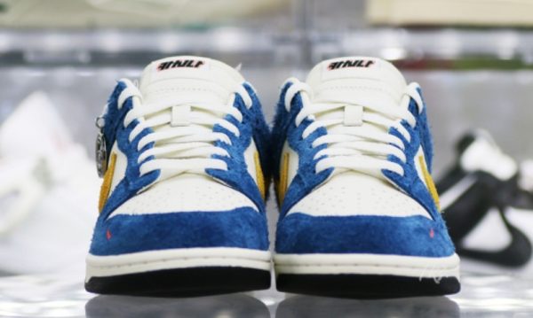 Kasina X  Dunk Low 80 S Bus 2020 Classic Kicks – For Men - Image 3