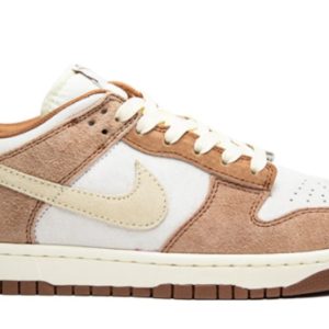 Dunk Low Medium Curry 2021 Iconic Sneaker - Style