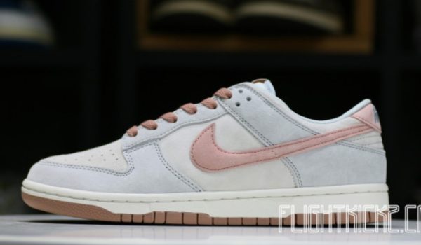 Dunk Low Fossil Rose Iconic Sneaker - Limited - Image 2