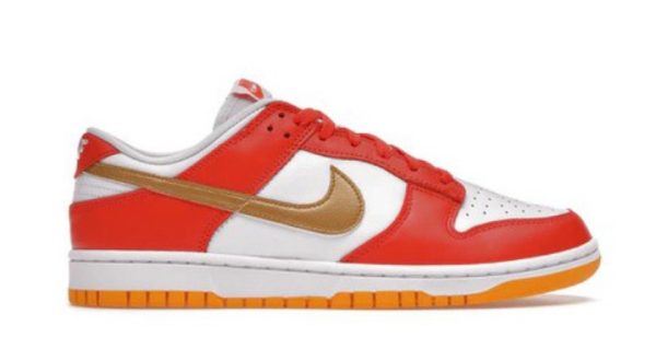 Dunk Low University Gold Classic Kicks - Style