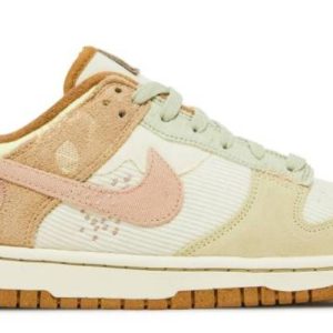 Dunk Low On the Bright Side (W) Signature Footwear - Streetwear