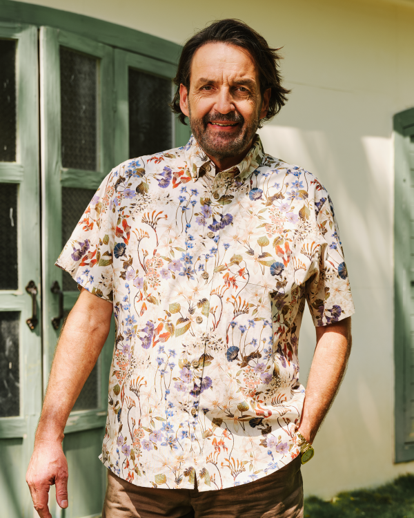 1930s Wildflowers Print Hawaiian Shirt for Men - Short Sleeve Button-Down Aloha Shirt for Casual Beach, Travel and Vacation Wear