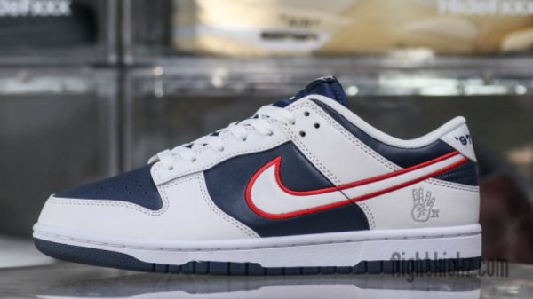 Dunk Low Houston Comets Four-Peat Iconic Sneaker - Collection - Image 2