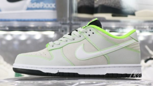 Dunk Low University Of Oregon PE (2023) Signature Footwear - Streetwear - Image 2