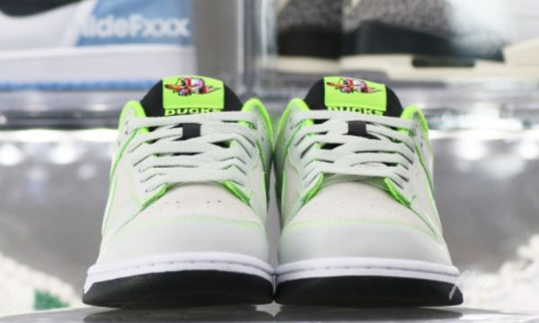 Dunk Low University Of Oregon PE (2023) Signature Footwear - Streetwear - Image 3