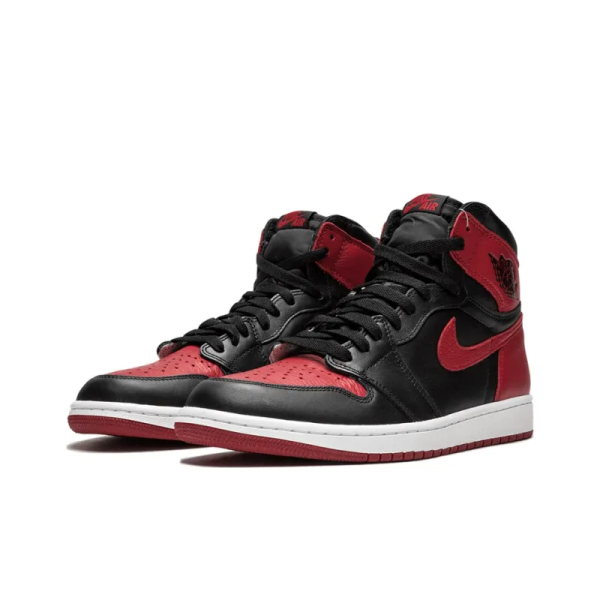 Air Jordan 1 Retro High OG 'Banned' 2016 555088-001 - Iconic - Image 4