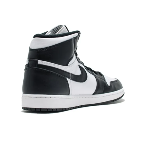 Air Jordan 1 Retro High OG 'Black/White' 555088-010 - Drop - Image 4