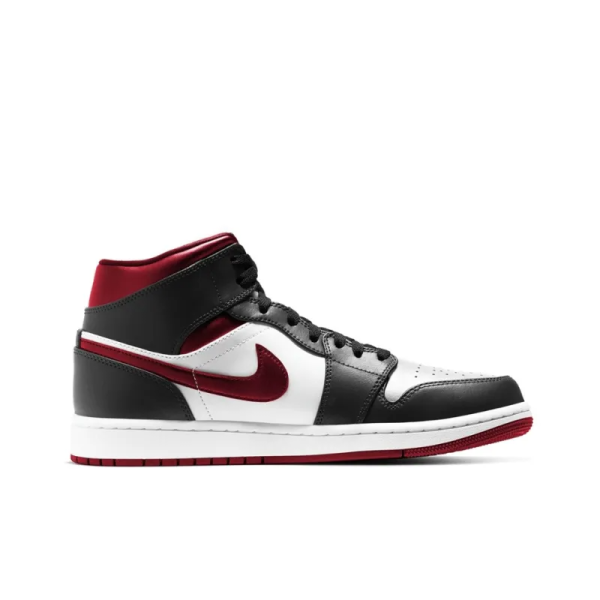 Air Jordan 1 Mid 'Black Gym Red' 554724-122 - Style - Image 2