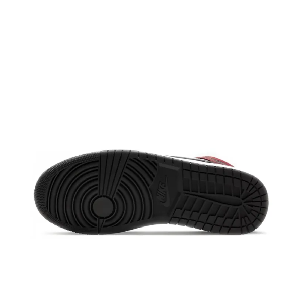 Air Jordan 1 Mid 'Chicago Black Toe' 554724-069 - Streetwear - Image 6