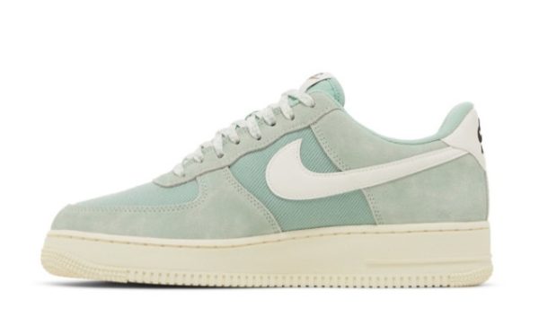 Air Force 1 '07 LV8 'Certified Fresh - Enamel Green' DO9801-300 - Limited - Image 2