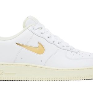 Air Force 1 '07 LX 'Pale Vanilla' DC8894-100 - Iconic