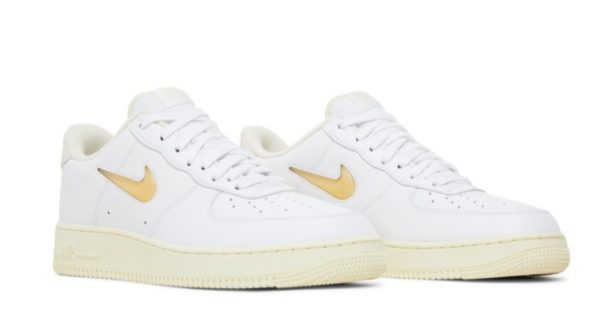 Air Force 1 '07 LX 'Pale Vanilla' DC8894-100 - Iconic - Image 2