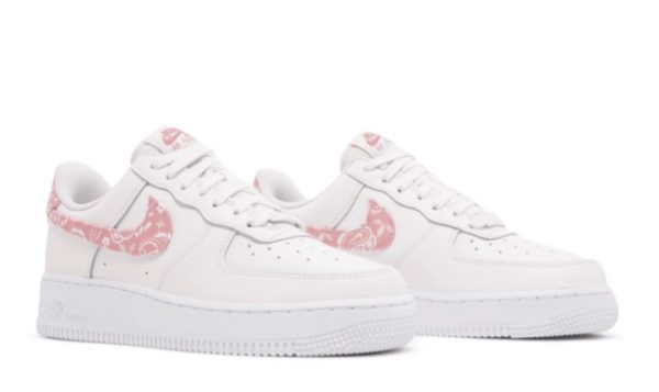 Air Force 1 '07 'Pink Paisley' FD1448-664 - Style - Image 3