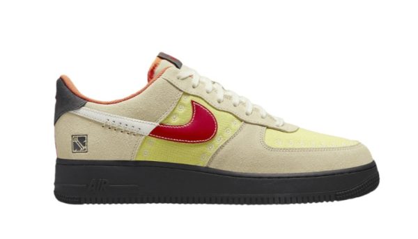 Air Force 1 '07 'Somos Familia' DZ5355-126 - Limited