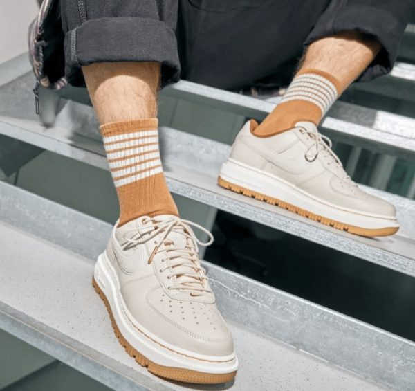 Air Force 1 Low Luxe Pecan DB4109-200 - Style - Image 5