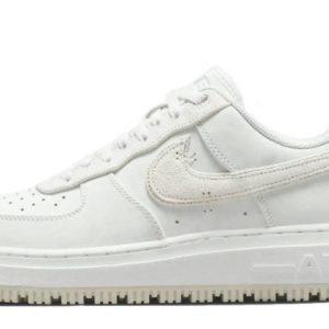Air Force 1 Luxe Summit White DD9605-100 - Drop