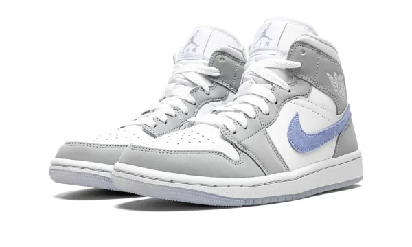 Air Jordan 1 Mid œWolf Grey / Aluminum - BQ6472-105 - Style - Image 2