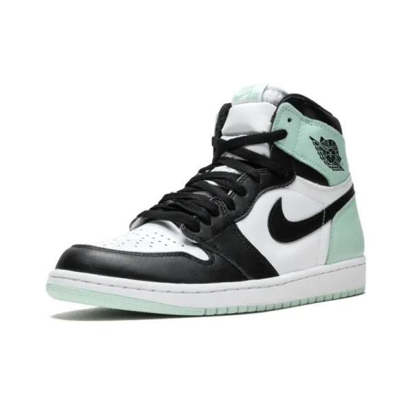 Air Jordan 1 Retro High OG NRG 'Igloo' 861428-100 - Style - Image 3