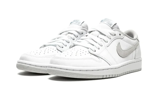 Air Jordan 1 Retro Low OG 'Neutral Grey' 2021 CZ0775-100 - Style - Image 2