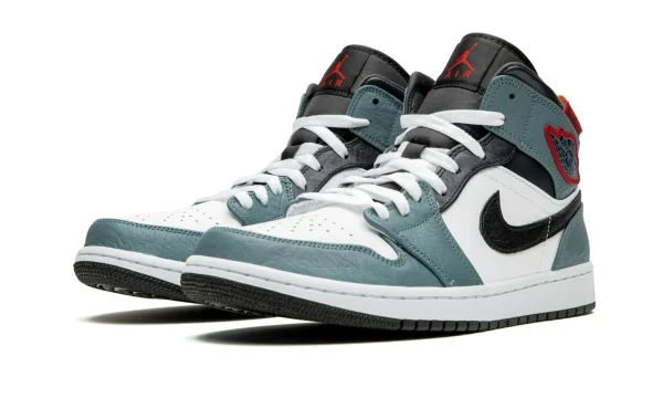 Facetasm x Air Jordan 1 Mid Fearless - CU2802-100 - Drop - Image 2