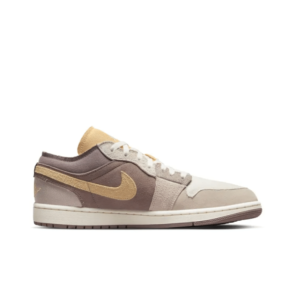 Air Jordan 1 Low SE Craft 'Inside Out - Taupe Haze' DN1635-200 - Streetwear - Image 3