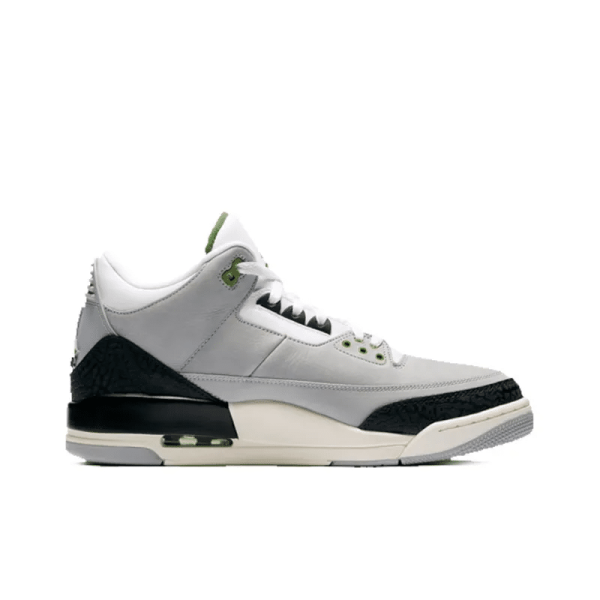Air Jordan 3 Retro 'Chlorophyll' 136064-006 - Iconic - Image 3