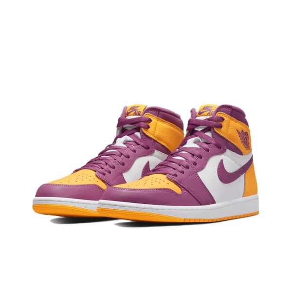 Air Jordan 1 High Retro OG 'Brotherhood' 555088-706 - Iconic - Image 4